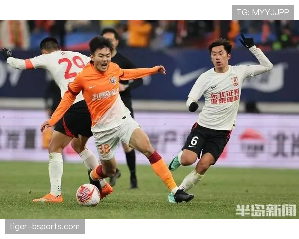 亚泰遭遇两连败后需调整攻防体系应对密集赛程